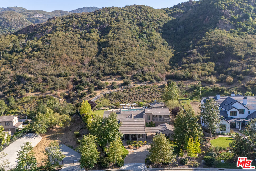2052 Shadow Creek Dr