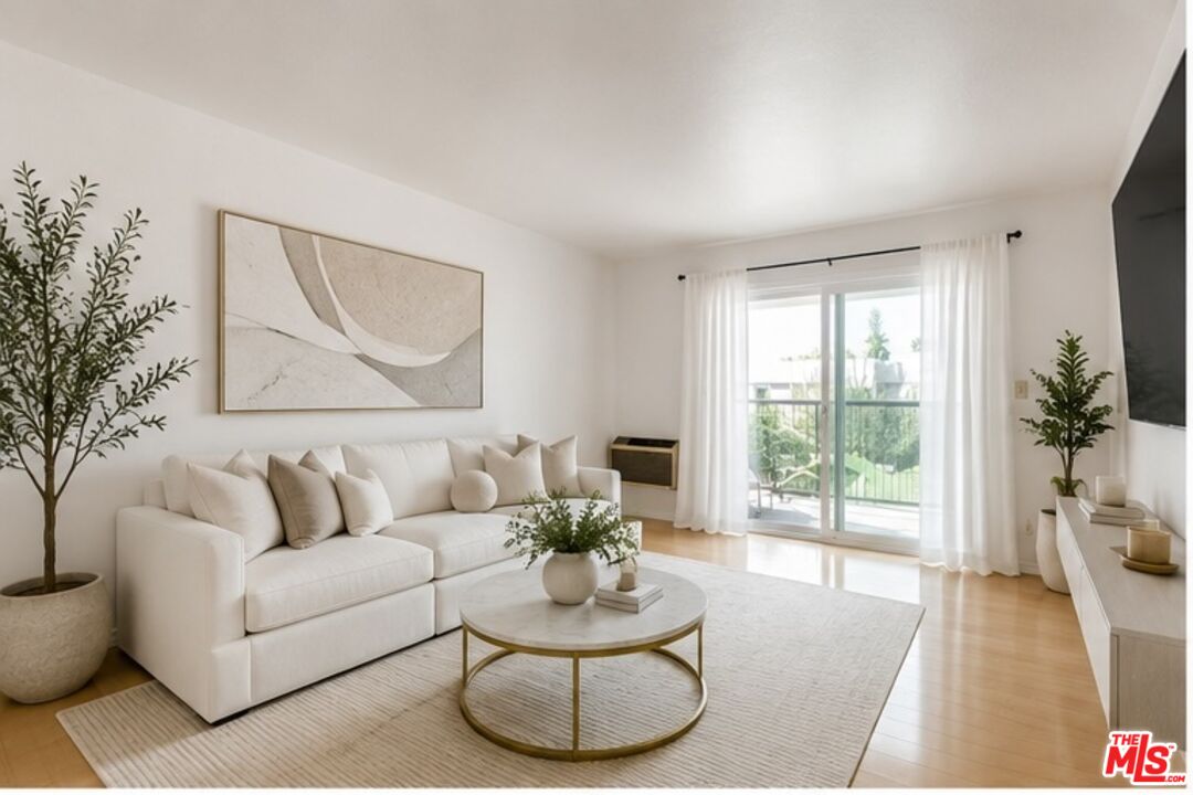 9005 Cynthia St Unit: 413