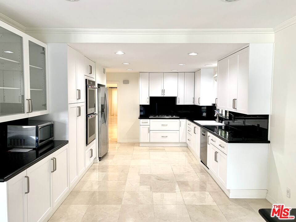 115 N Maple Dr