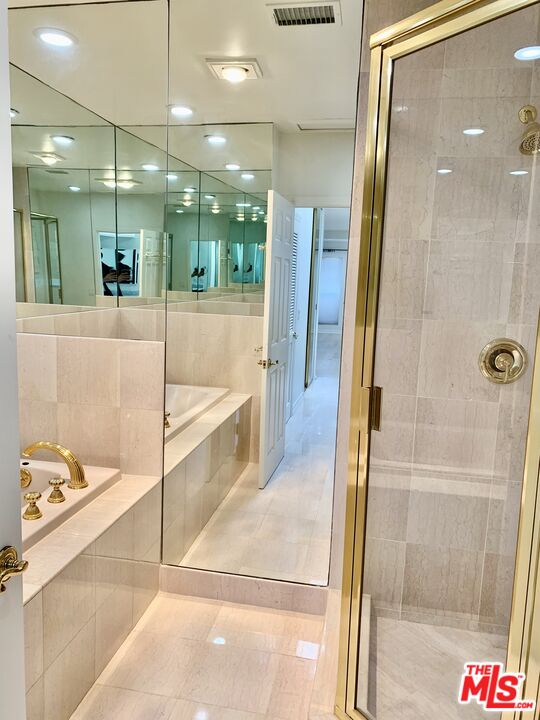 115 N Maple Dr