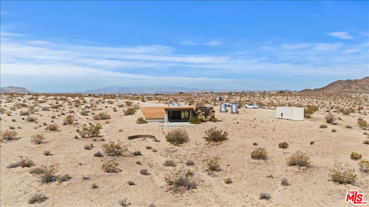2373 Arizona Rd