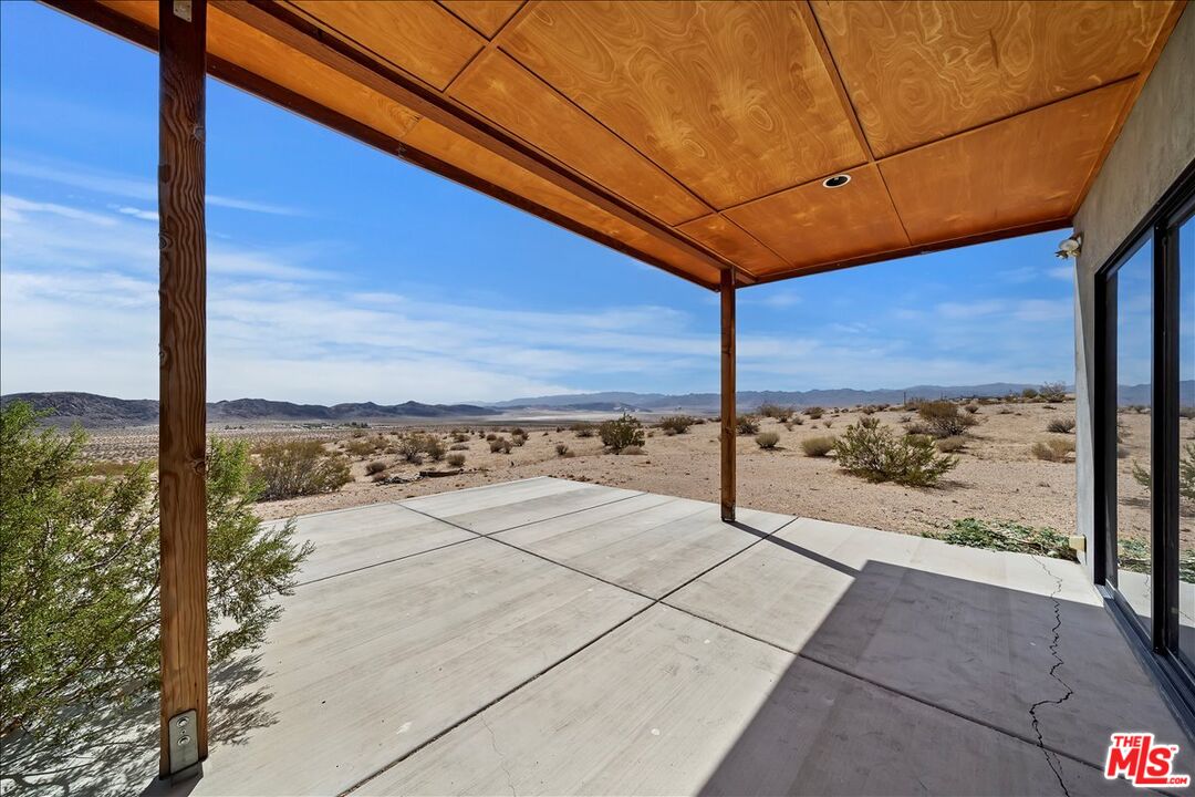 2373 Arizona Rd