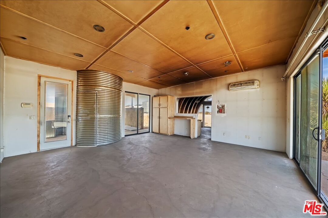 2373 Arizona Rd