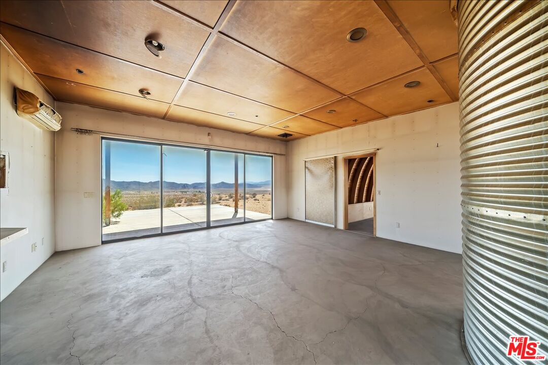 2373 Arizona Rd