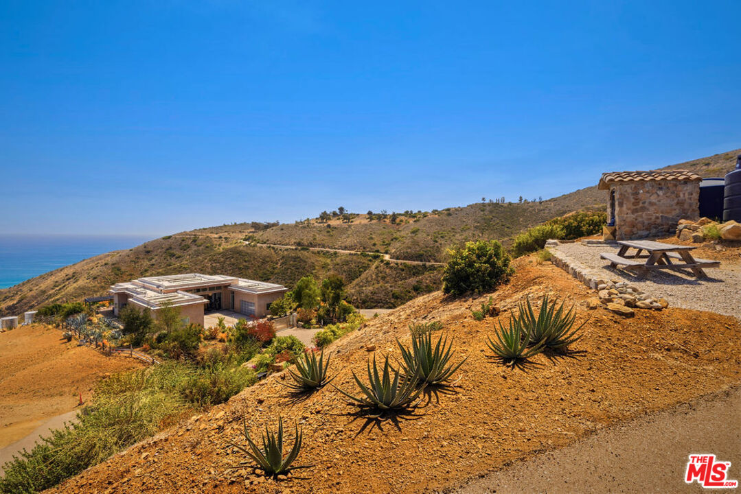 10715 Yerba Buena Rd