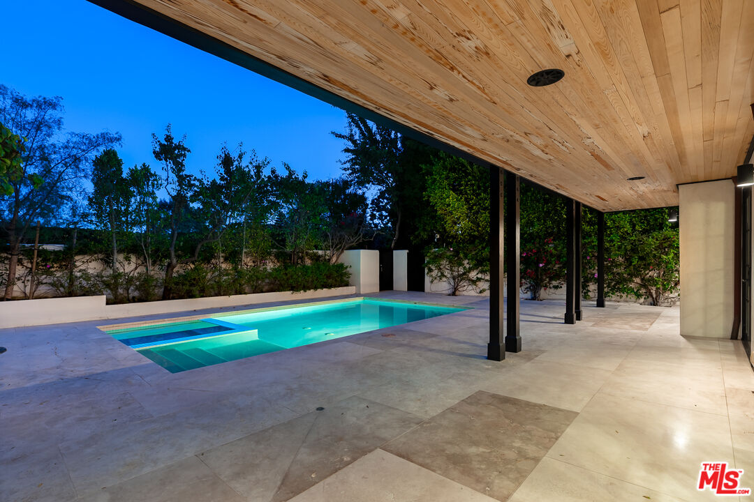 1001 Hanover Dr