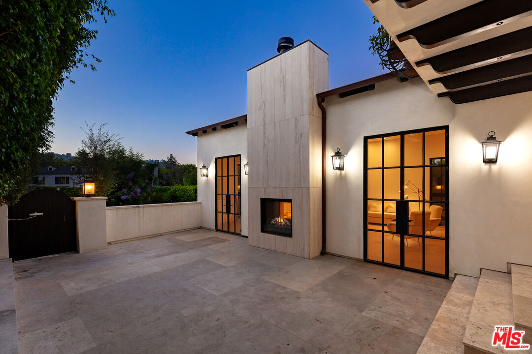 1001 Hanover Dr