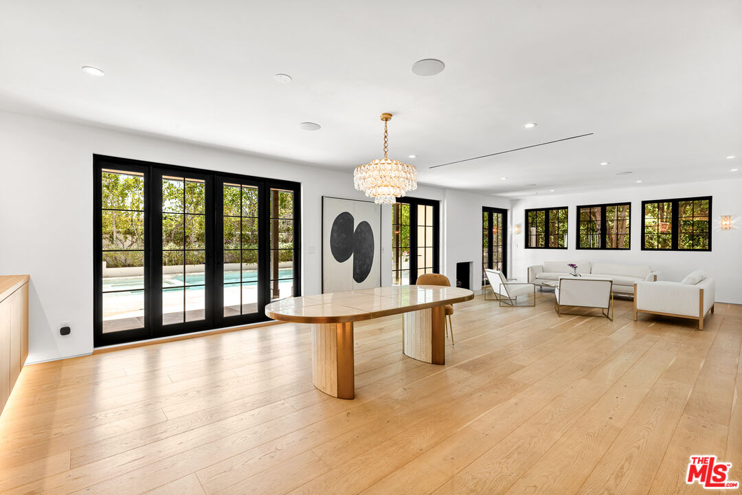 1001 Hanover Dr
