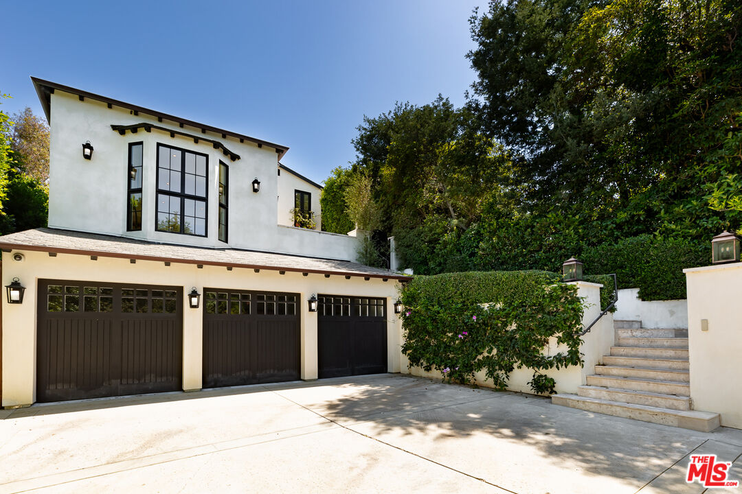 1001 Hanover Dr