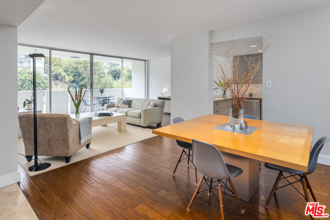 8787 Shoreham Dr Unit: 903
