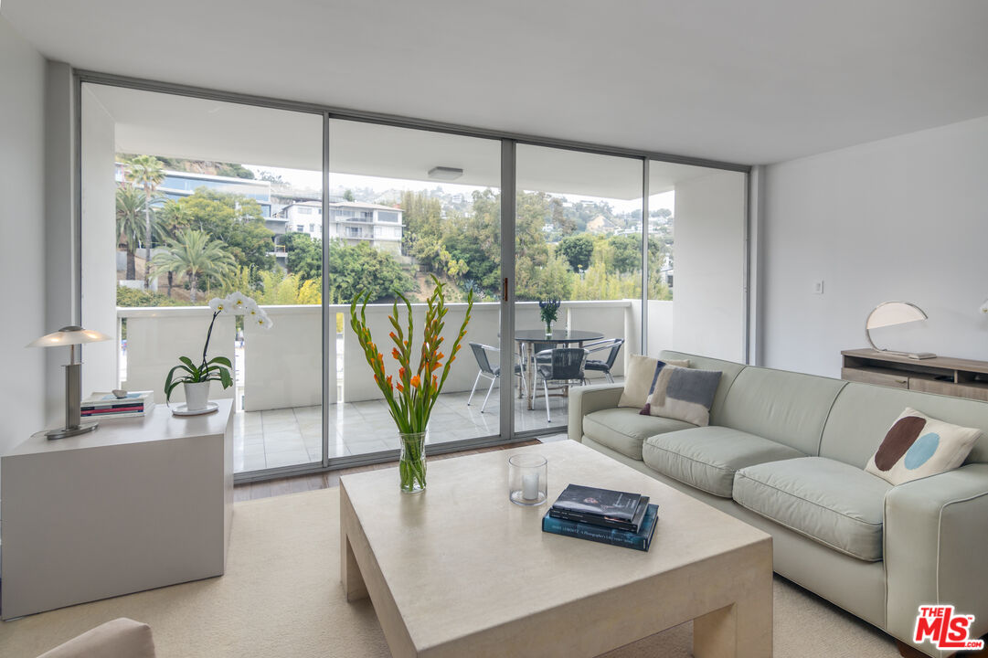 8787 Shoreham Dr Unit: 903
