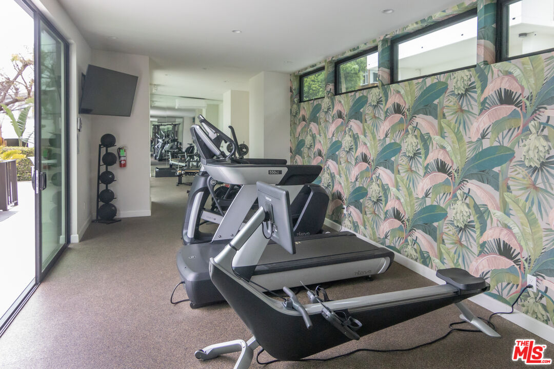 8787 Shoreham Dr Unit: 903