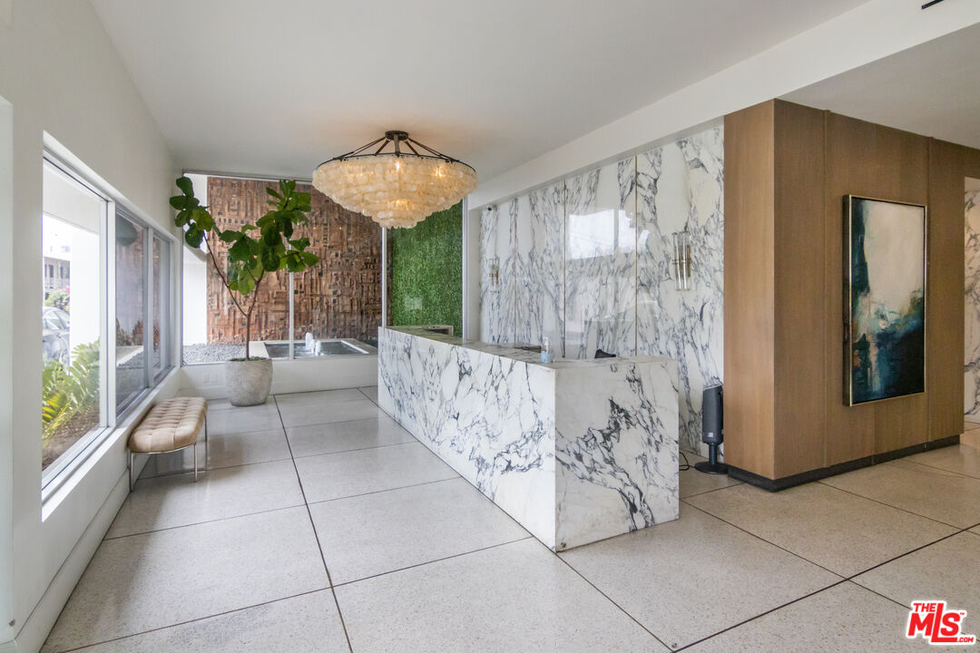 8787 Shoreham Dr Unit: 903