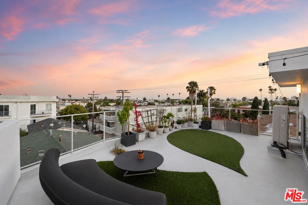 1244 14th St Unit: E