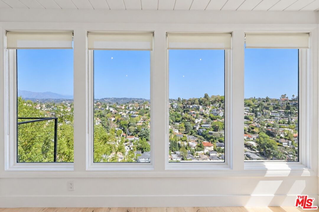 2226 Ronda Vista Dr
