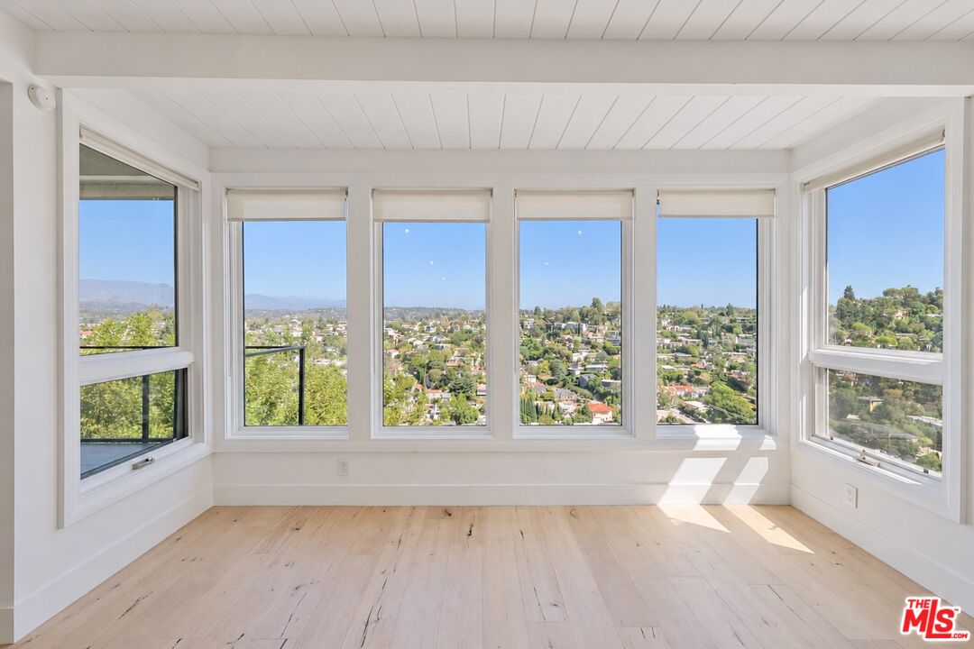 2226 Ronda Vista Dr