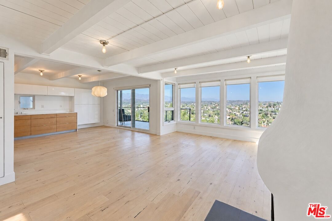 2226 Ronda Vista Dr