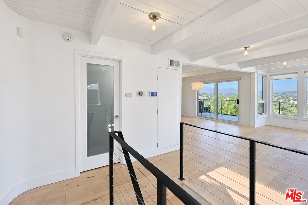 2226 Ronda Vista Dr