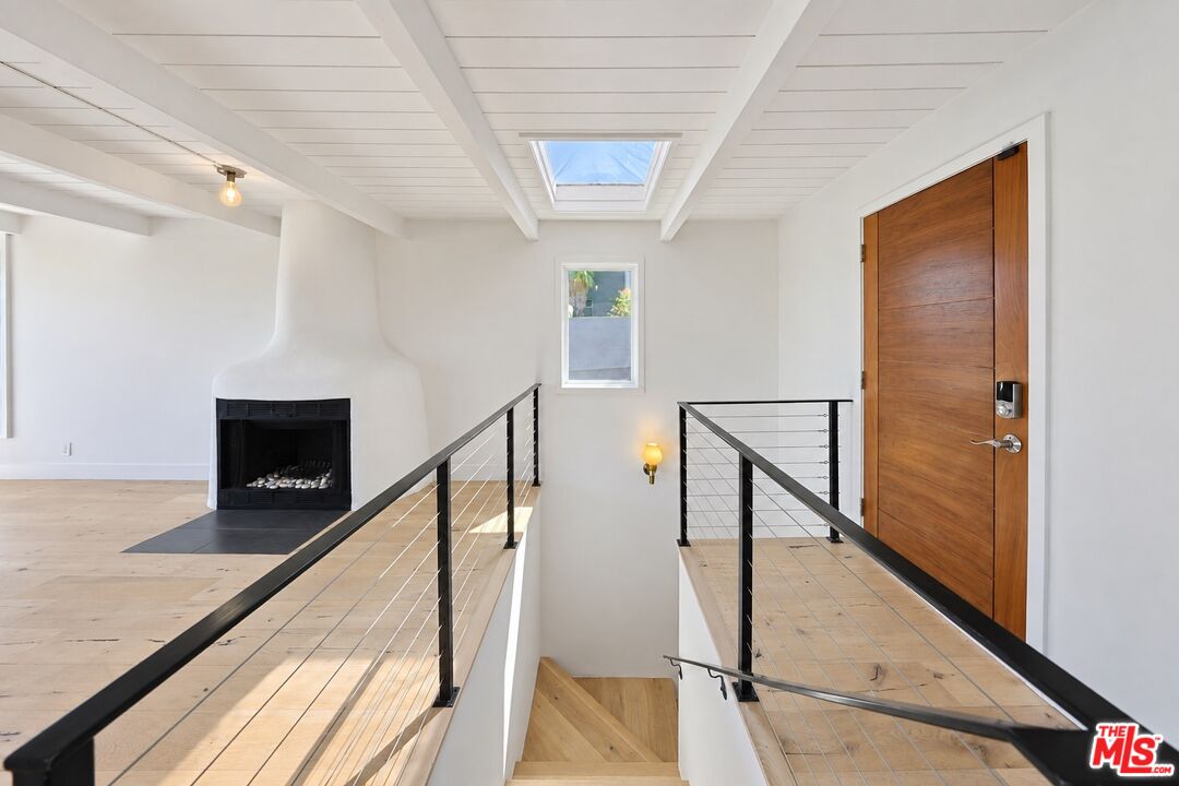 2226 Ronda Vista Dr