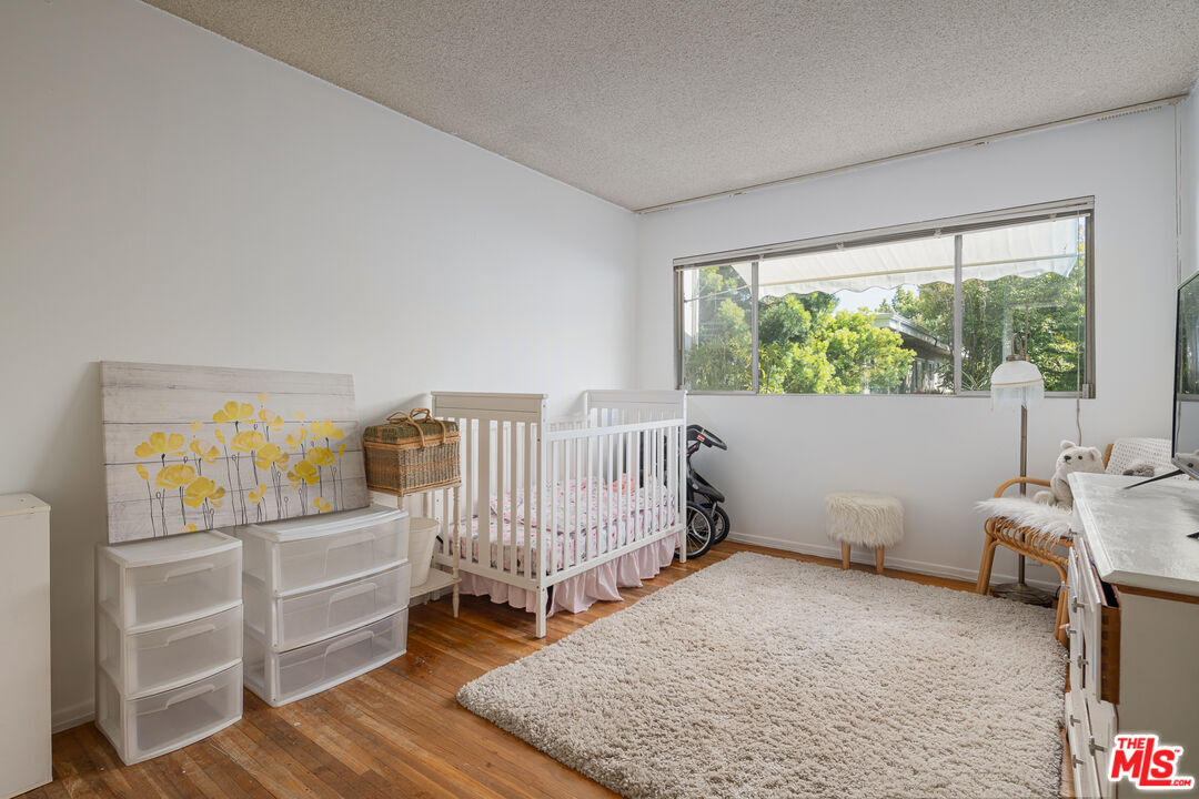 4353 Colfax Ave Unit: 34