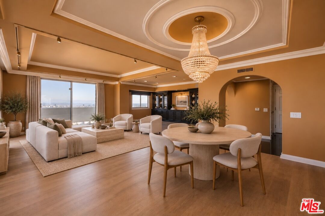 7250 Franklin Ave Unit: 1209