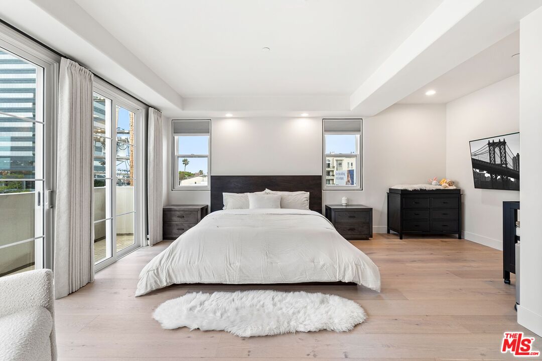 1182 Wellesley Ave Unit: 401