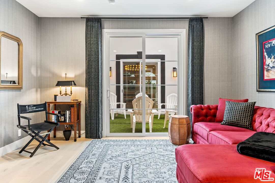 1182 Wellesley Ave Unit: 401