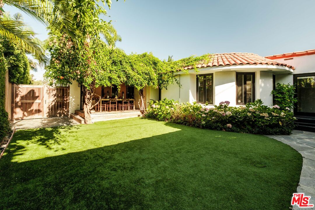 331 N Kilkea Dr