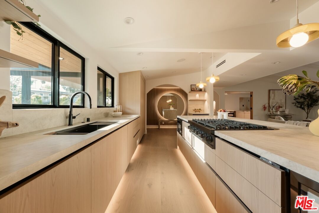 6022 Elba Pl