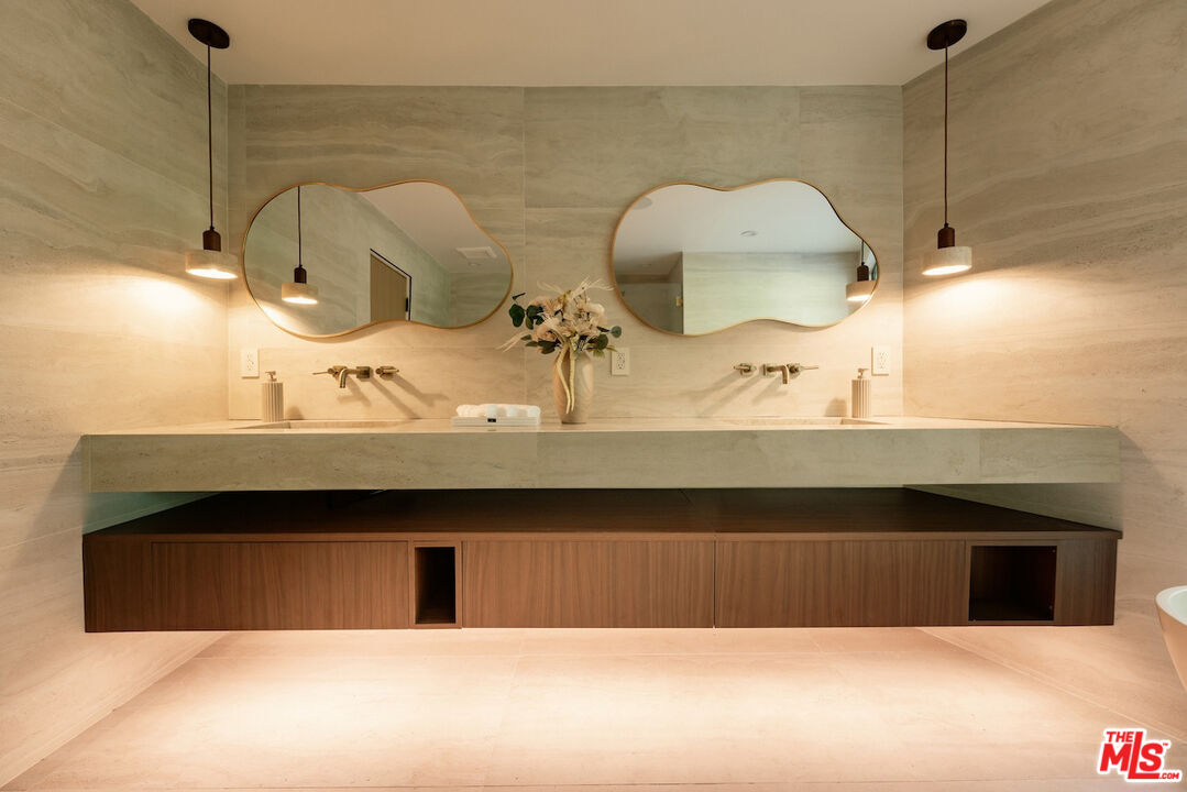 6022 Elba Pl