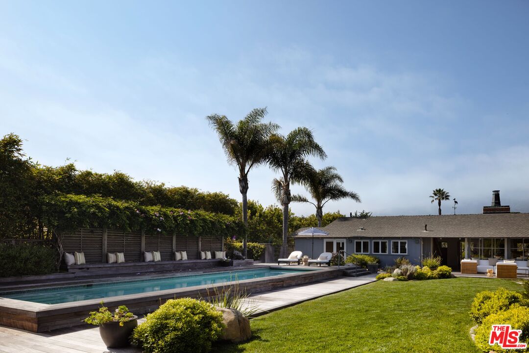 4217 Avenue Del Mar