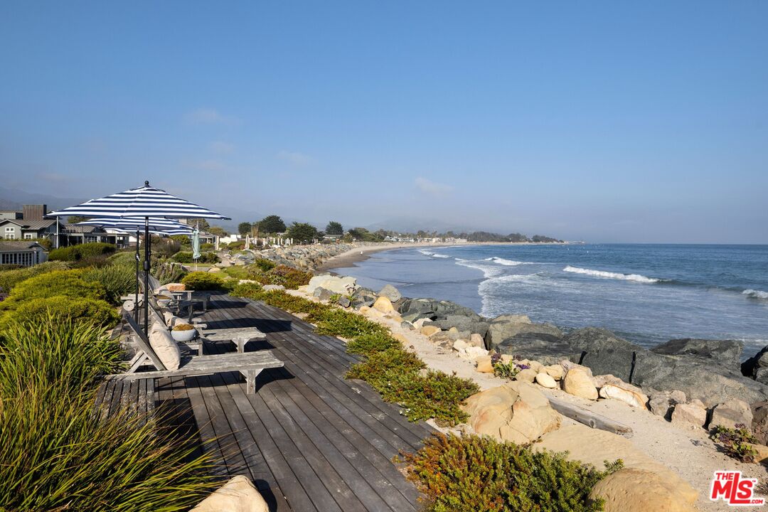 4217 Avenue Del Mar
