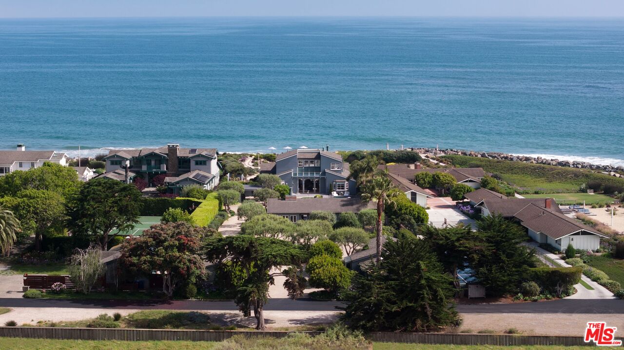 4217 Avenue Del Mar
