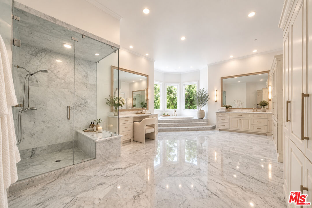 2285 Worthing Ln