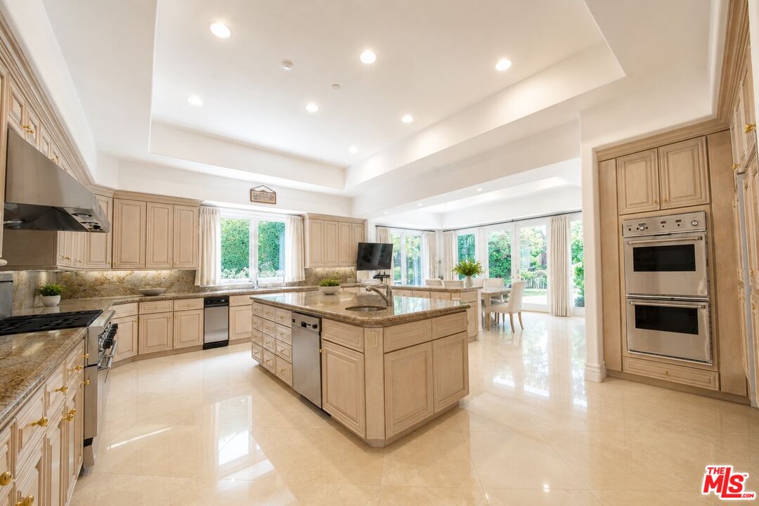 2285 Worthing Ln
