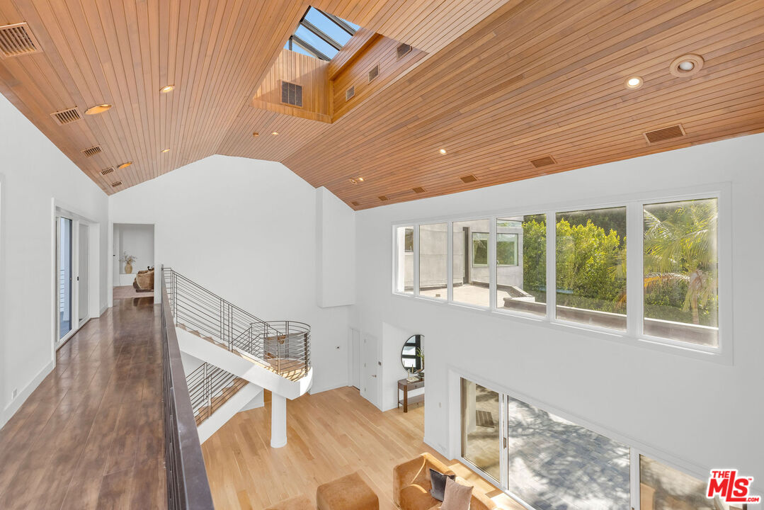 11955 Pinnacle Pl