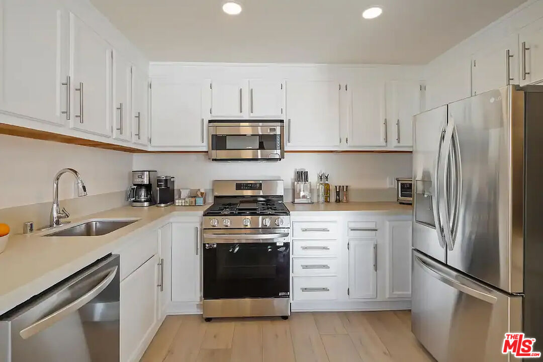 22548 Pacific Coast Hwy Unit: 408