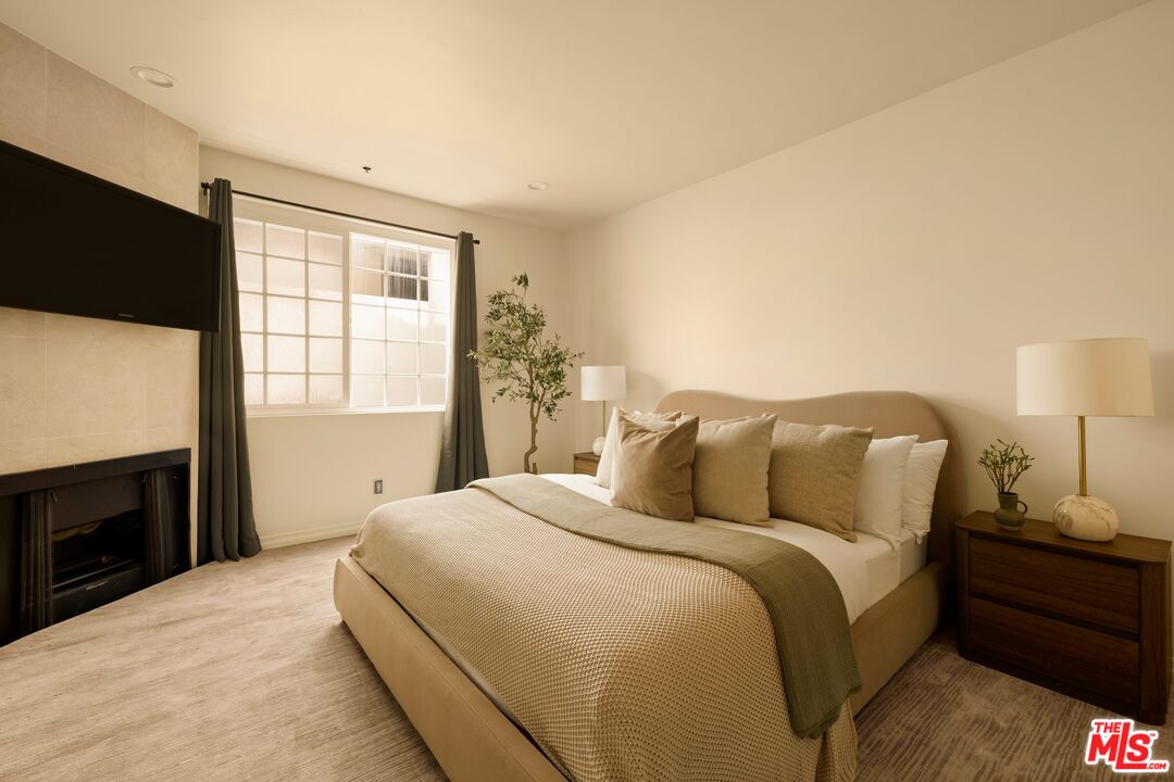 1422 S Bentley Ave Unit: 101