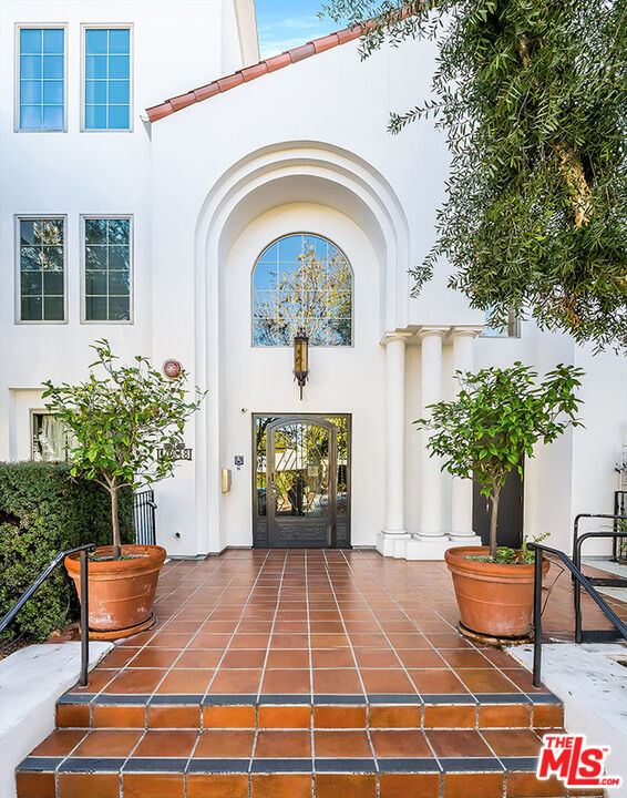 10639 Woodbridge St Unit: 107