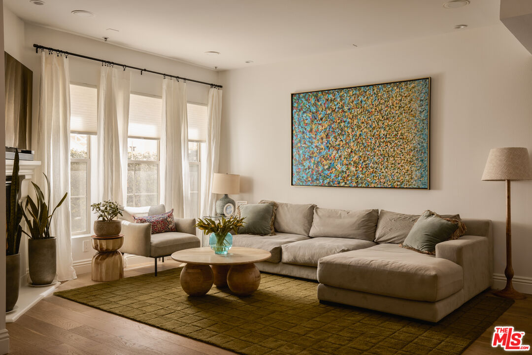 10639 Woodbridge St Unit: 107