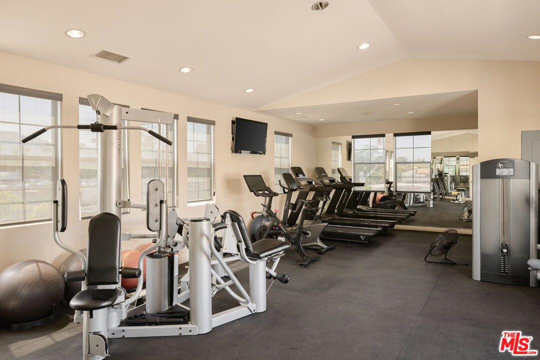 10639 Woodbridge St Unit: 107
