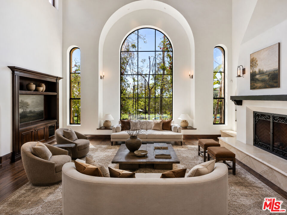 6914 Solano Verde Dr