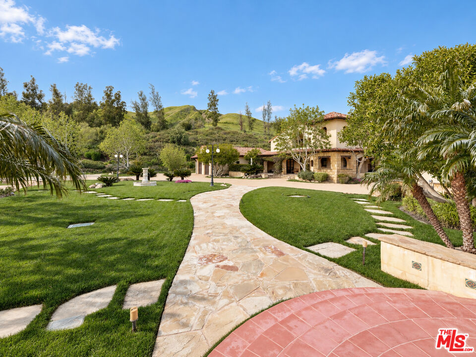 6914 Solano Verde Dr