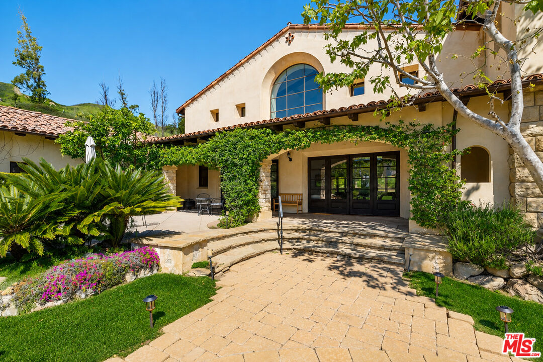 6914 Solano Verde Dr
