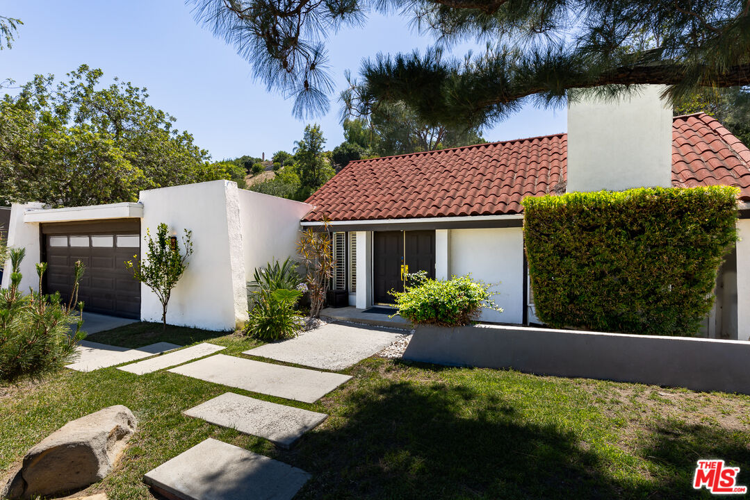 4101 Tarrybrae Ter