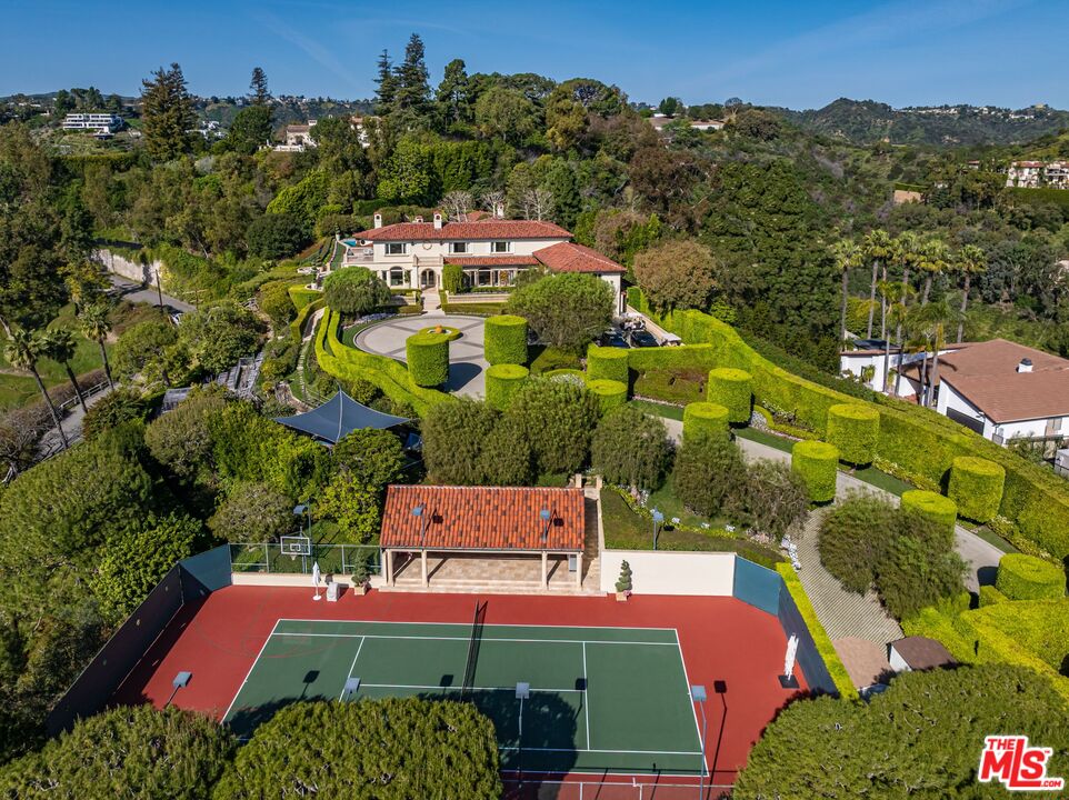 1309 Davies Dr