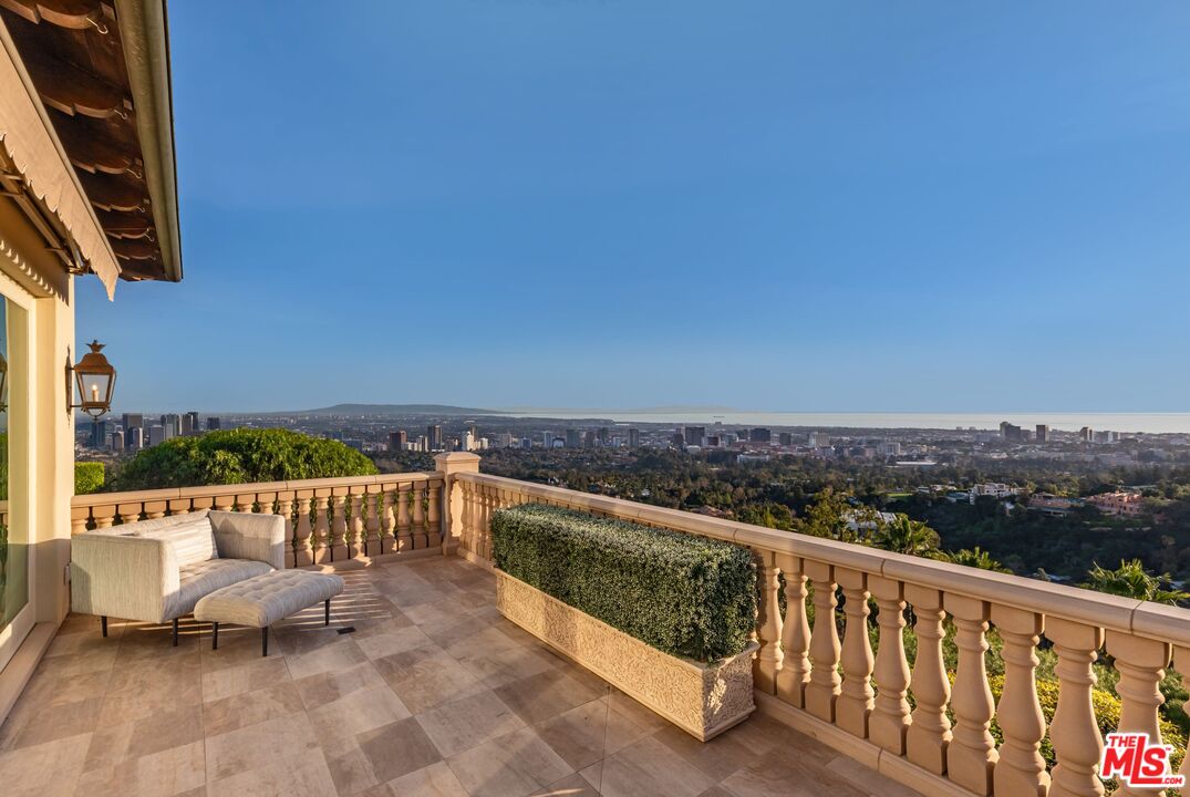 1309 Davies Dr