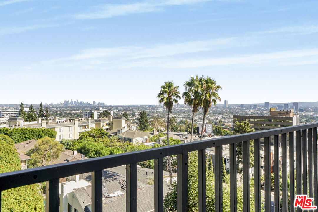 1230 Horn Ave Unit: 605