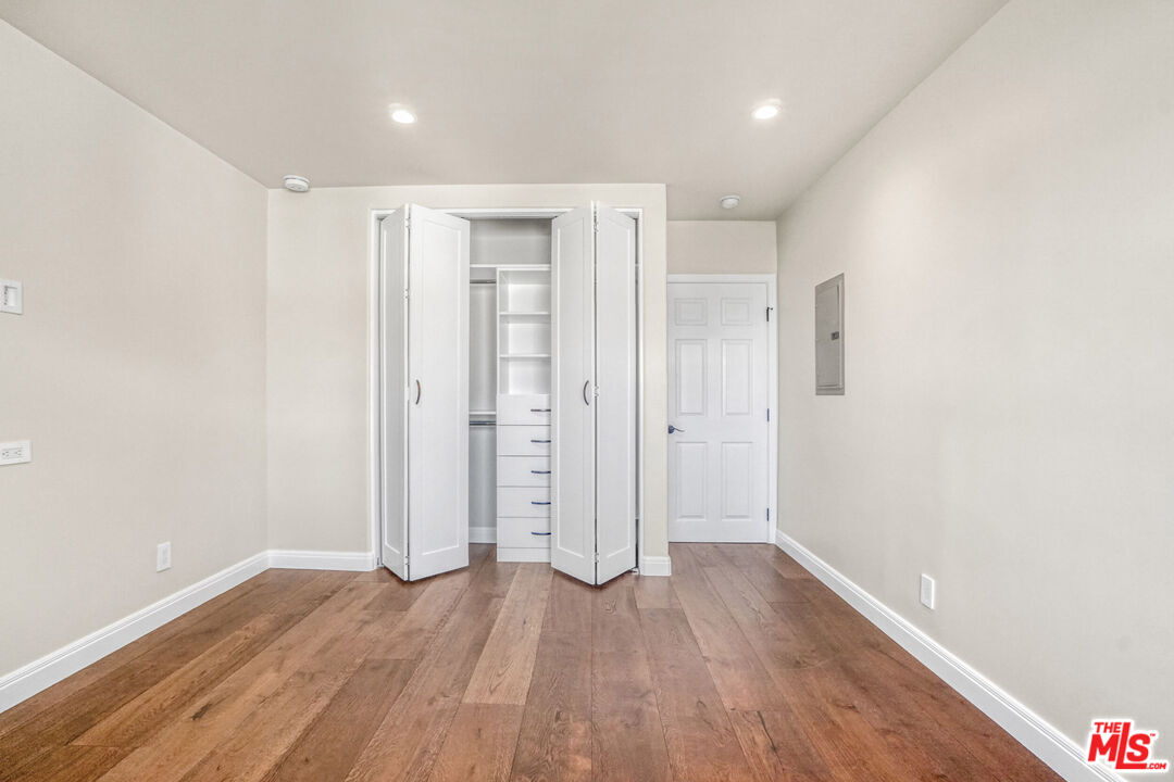 1230 Horn Ave Unit: 605