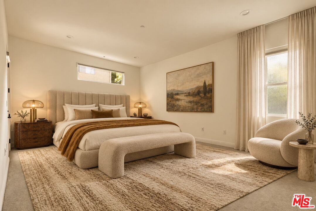 2255 Fox Hills Dr Unit: 100